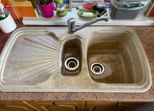 βρώμικος-νεροχύτης-