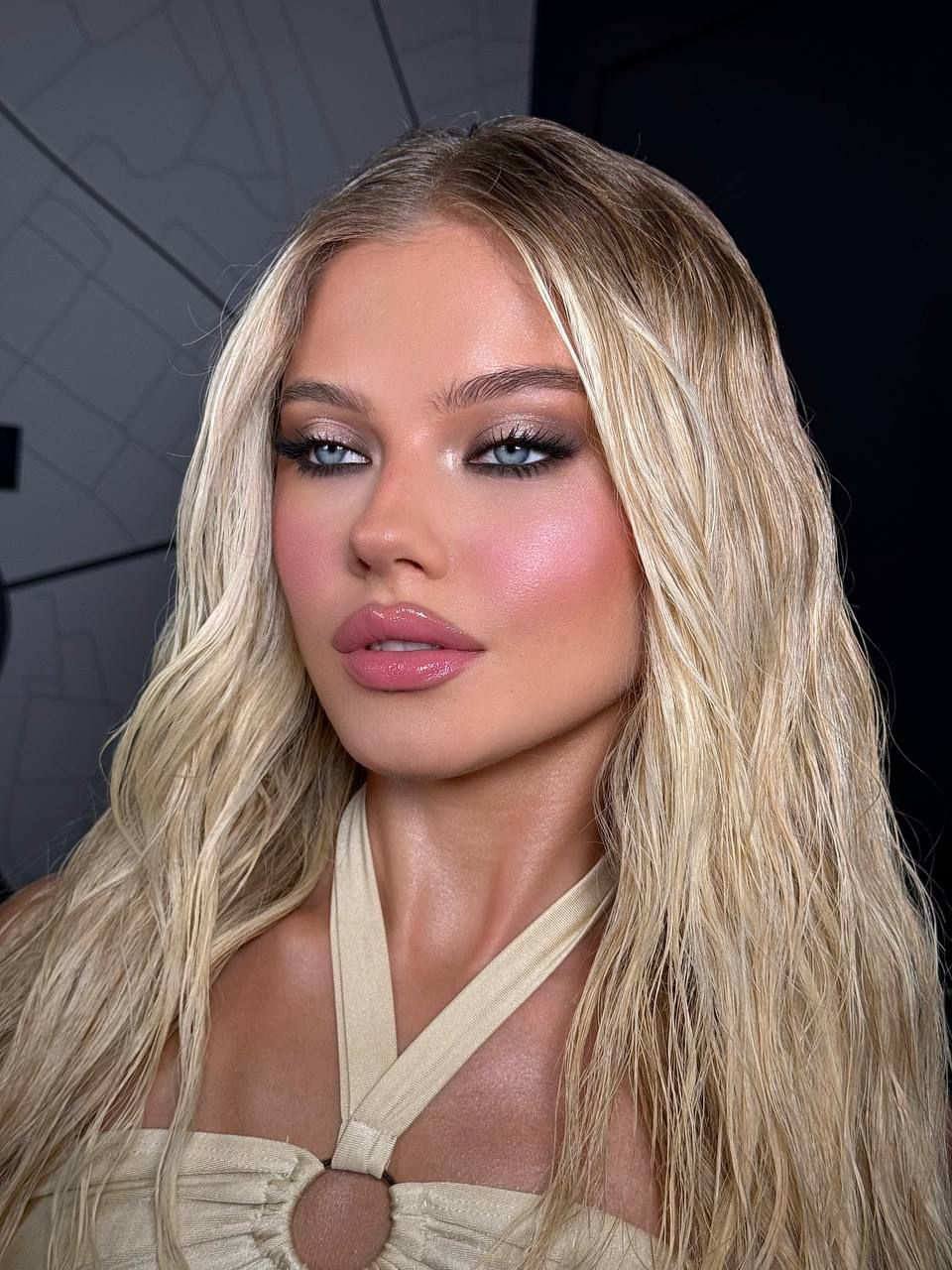 wet styling-σε-ξανθά μαλλιά- wet styling-σε-ξανθά μαλλιά-