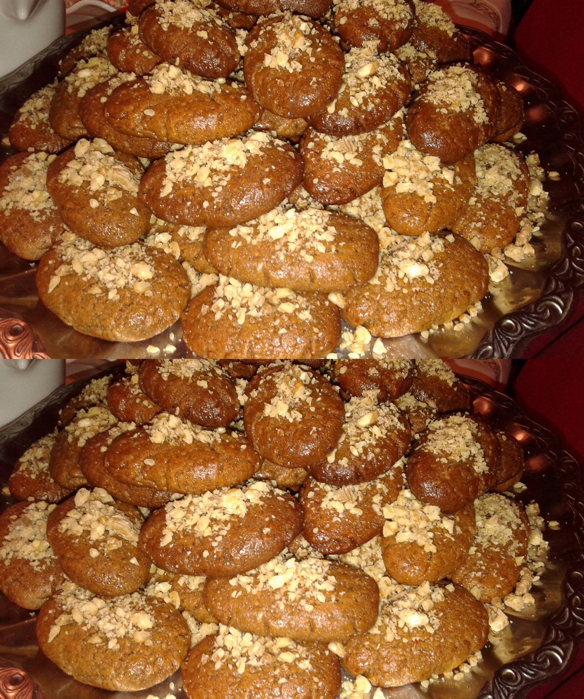 μελομακάρονα-με-καρύδια-