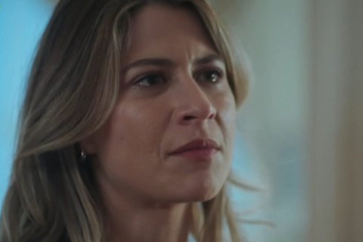 Μία Νύχτα Μόνο: Η Μίνα ξεφτιλίζει τον Σάββα