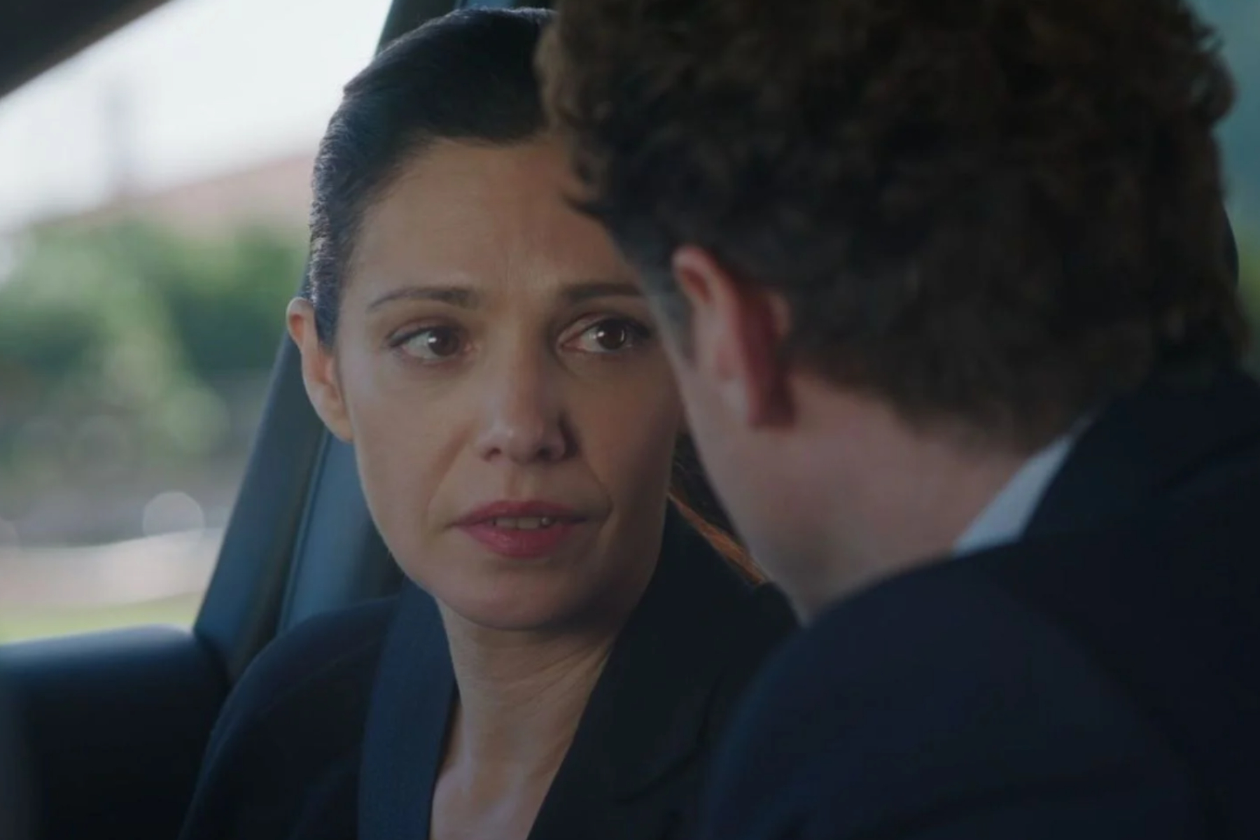 μια νυχτα μονο-Αρετή