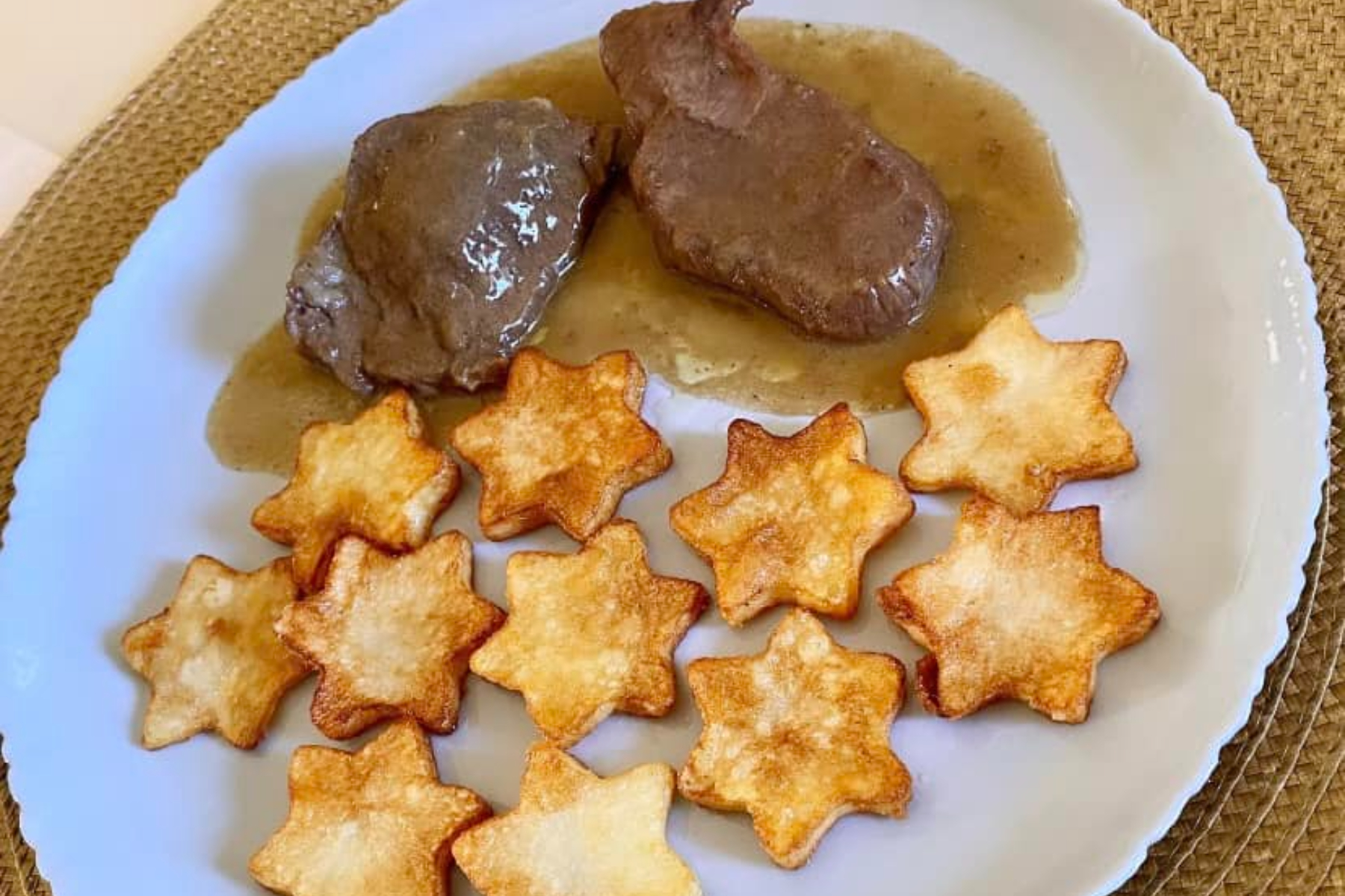 Πατάτες σε σχήμα αστέρι με μοσχάρι για το Γιορτινό τραπέζι: To Ιδανικό πιάτο για παιδιά
