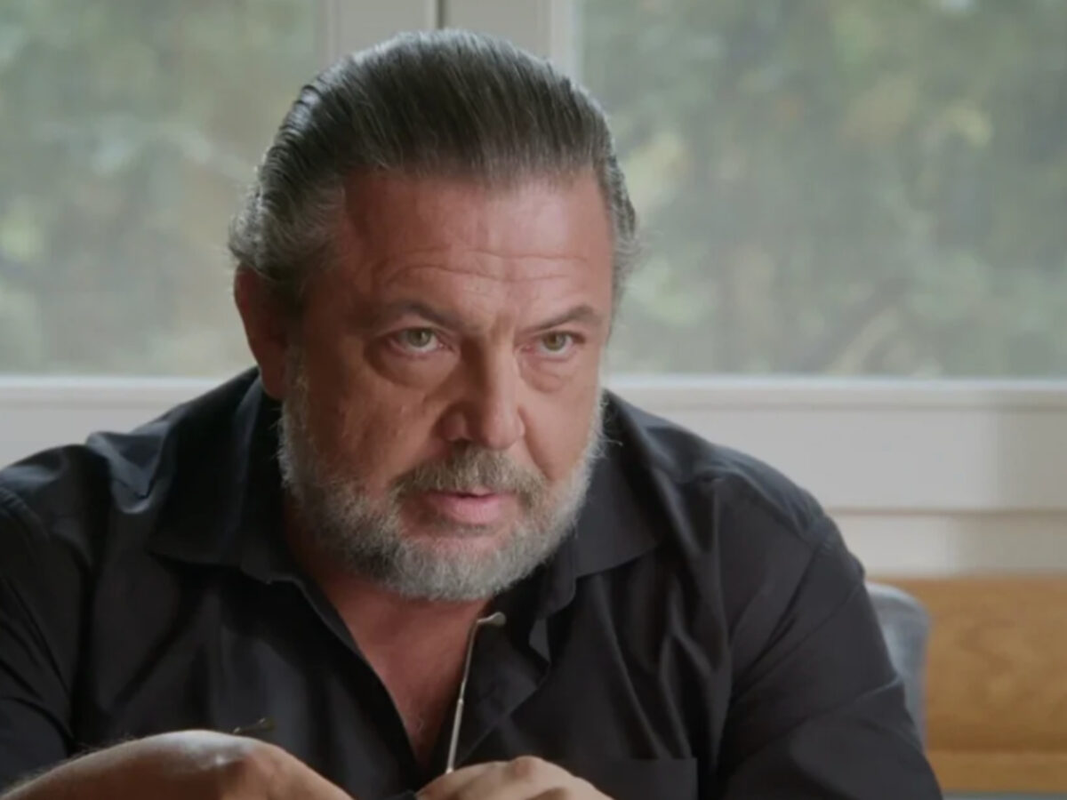 Να μ αγαπάς: Ο Μάκης σώζει την ζωή του Θεόφιλου λίγο πριν ξεψυχήσει