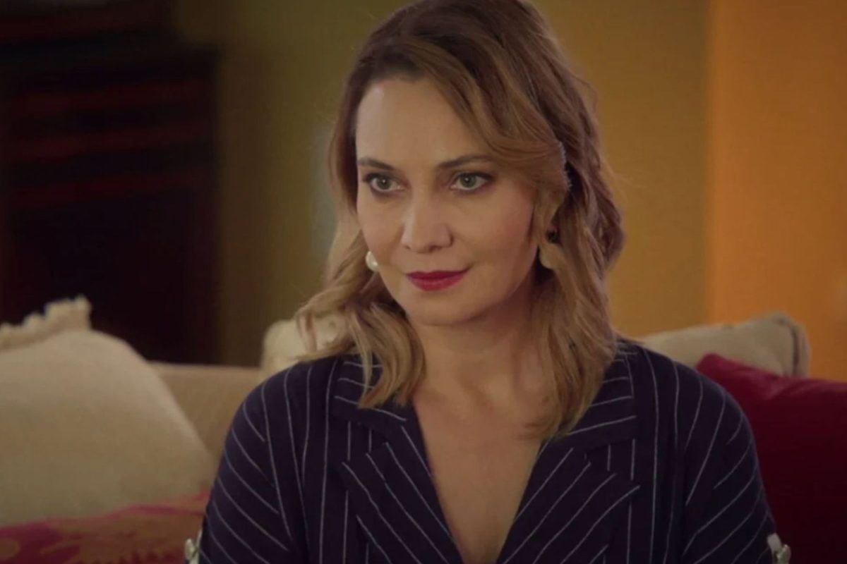 Να μ' αγαπάς-Ζωή-