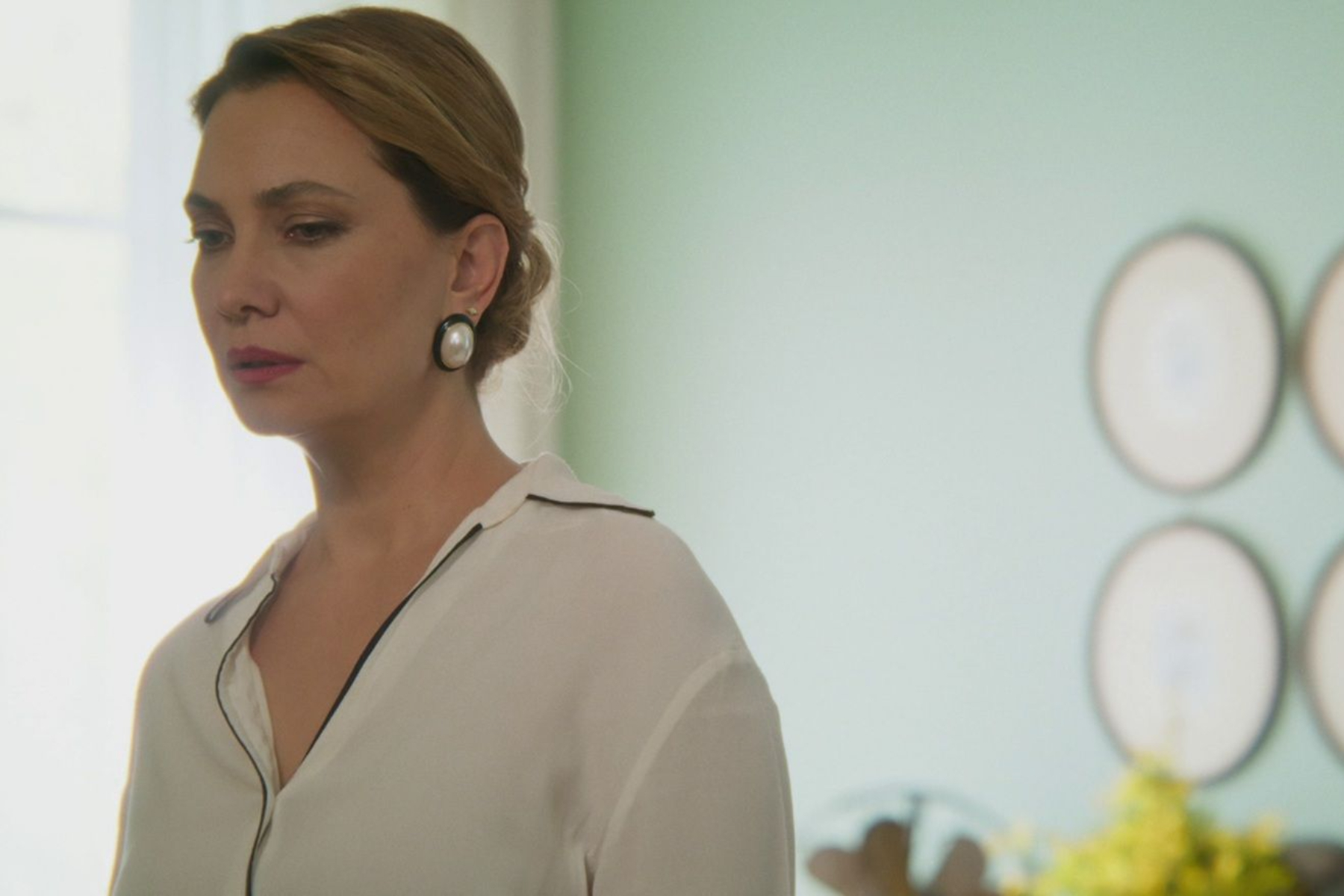 Να μ' αγαπάς-Ζωή-