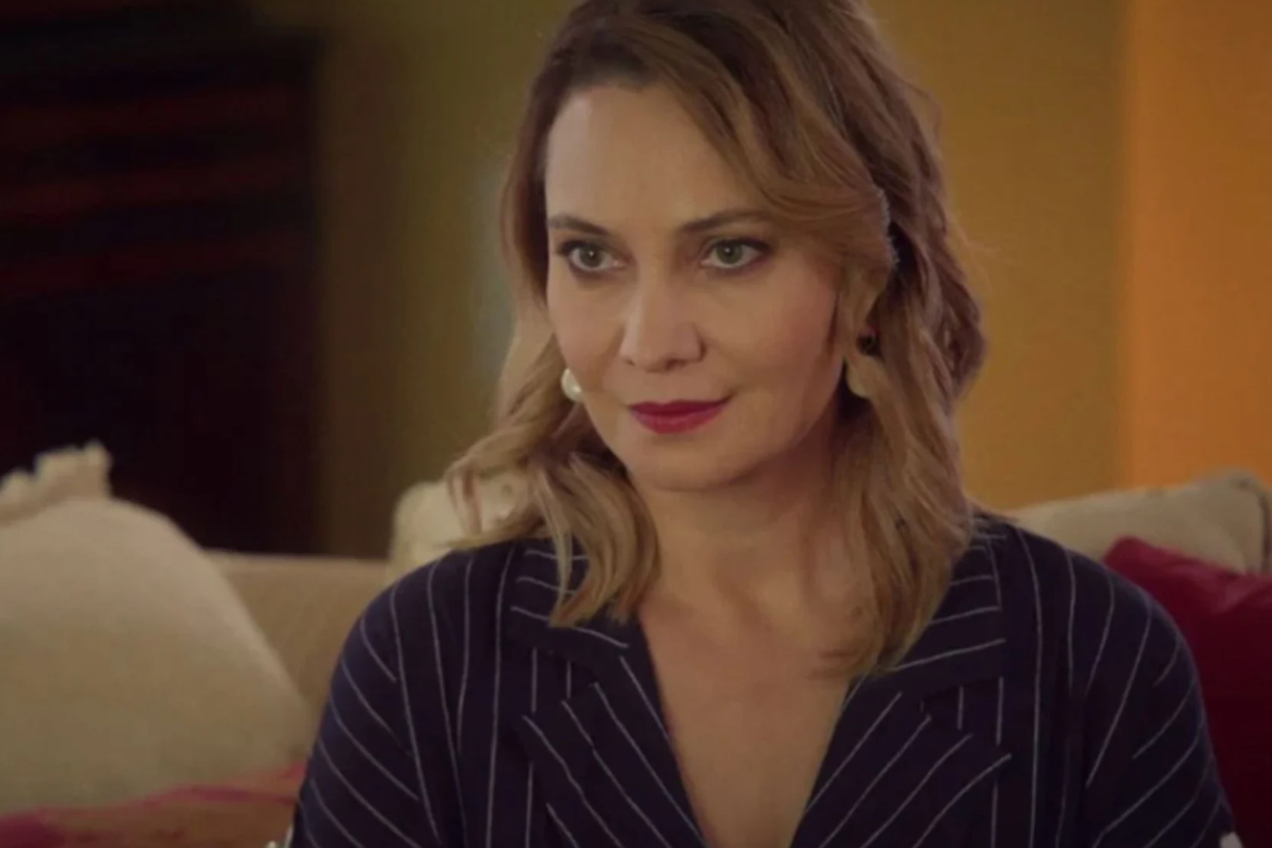 να μ αγαπας-Ζωή