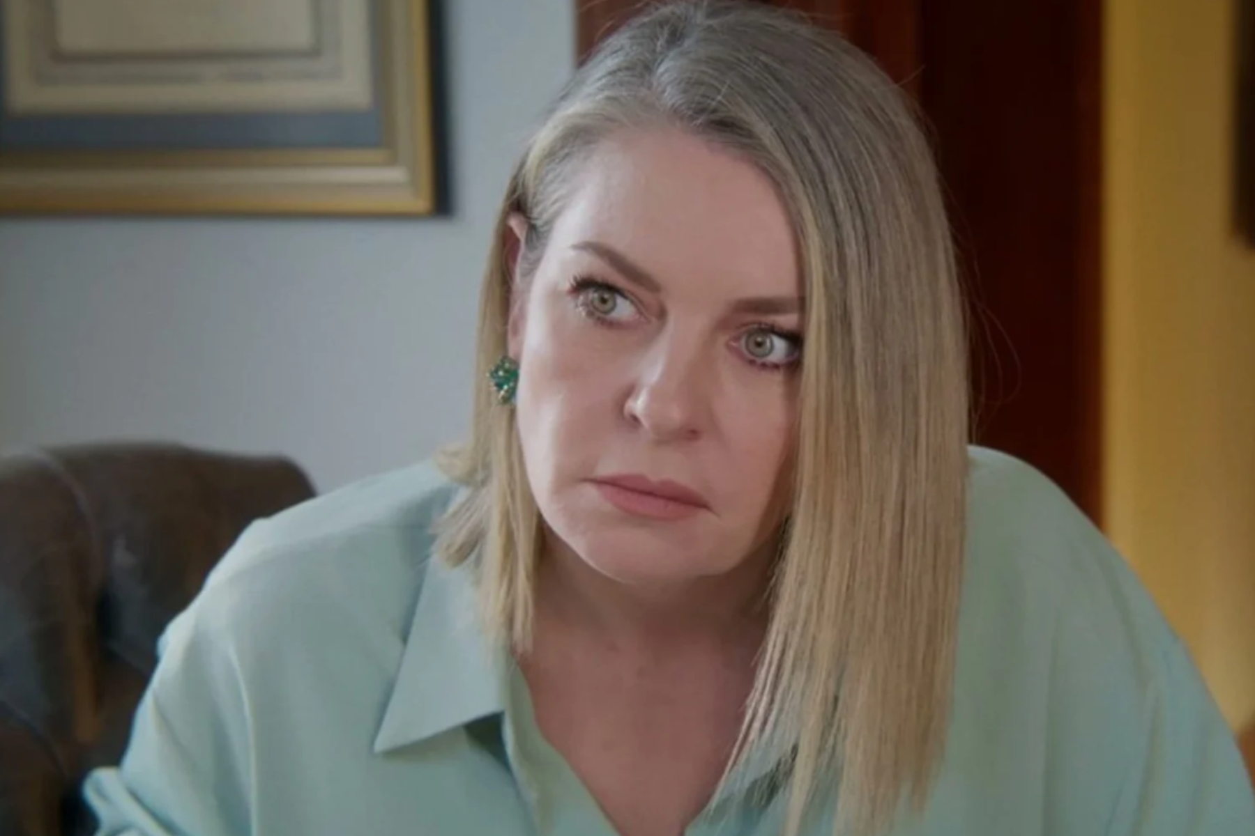 να μ αγαπας-Σοφία να μ αγαπας-Σοφία