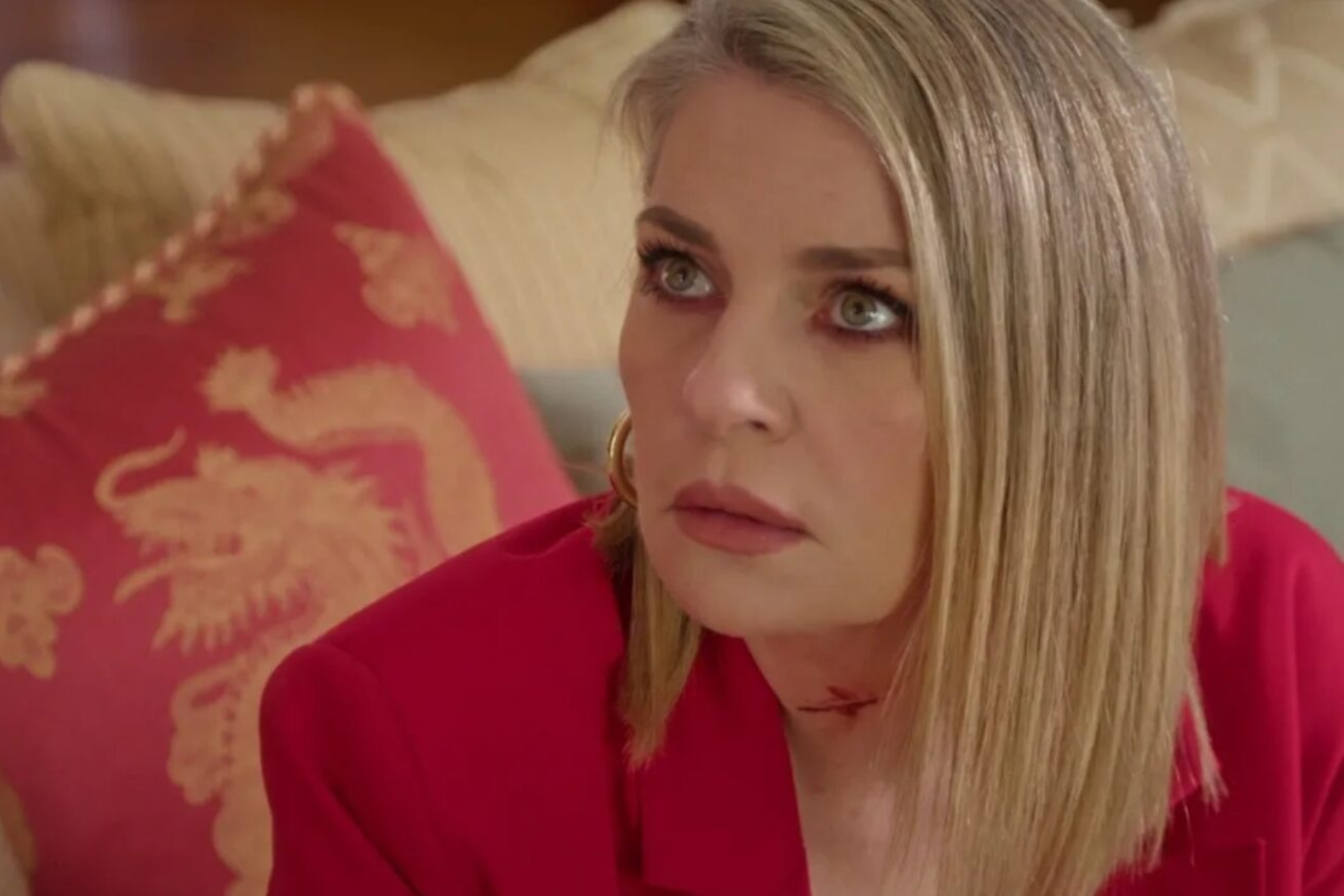 να μ αγαπας-Σοφία