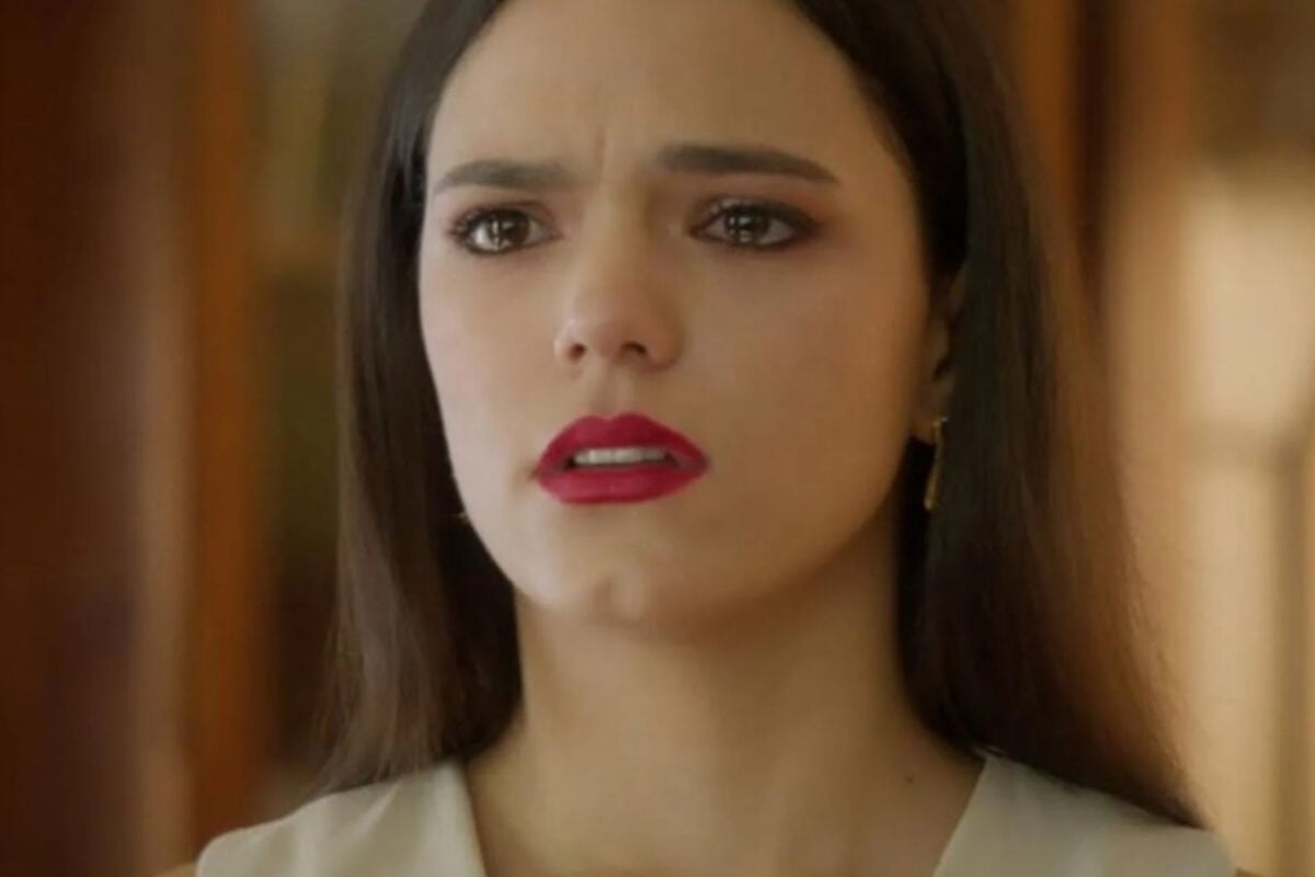 Να μ' αγαπάς-Φωτεινή-