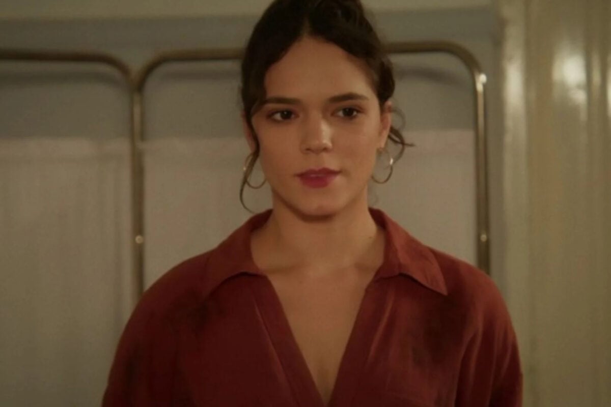 Να μ' αγαπάς-Φωτεινή-