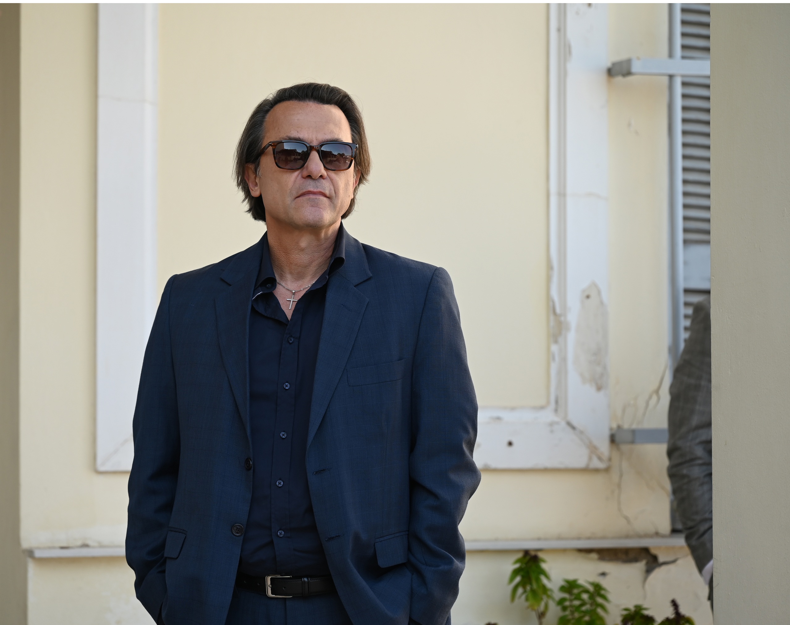 Να μ' αγαπάς-Άγγελος