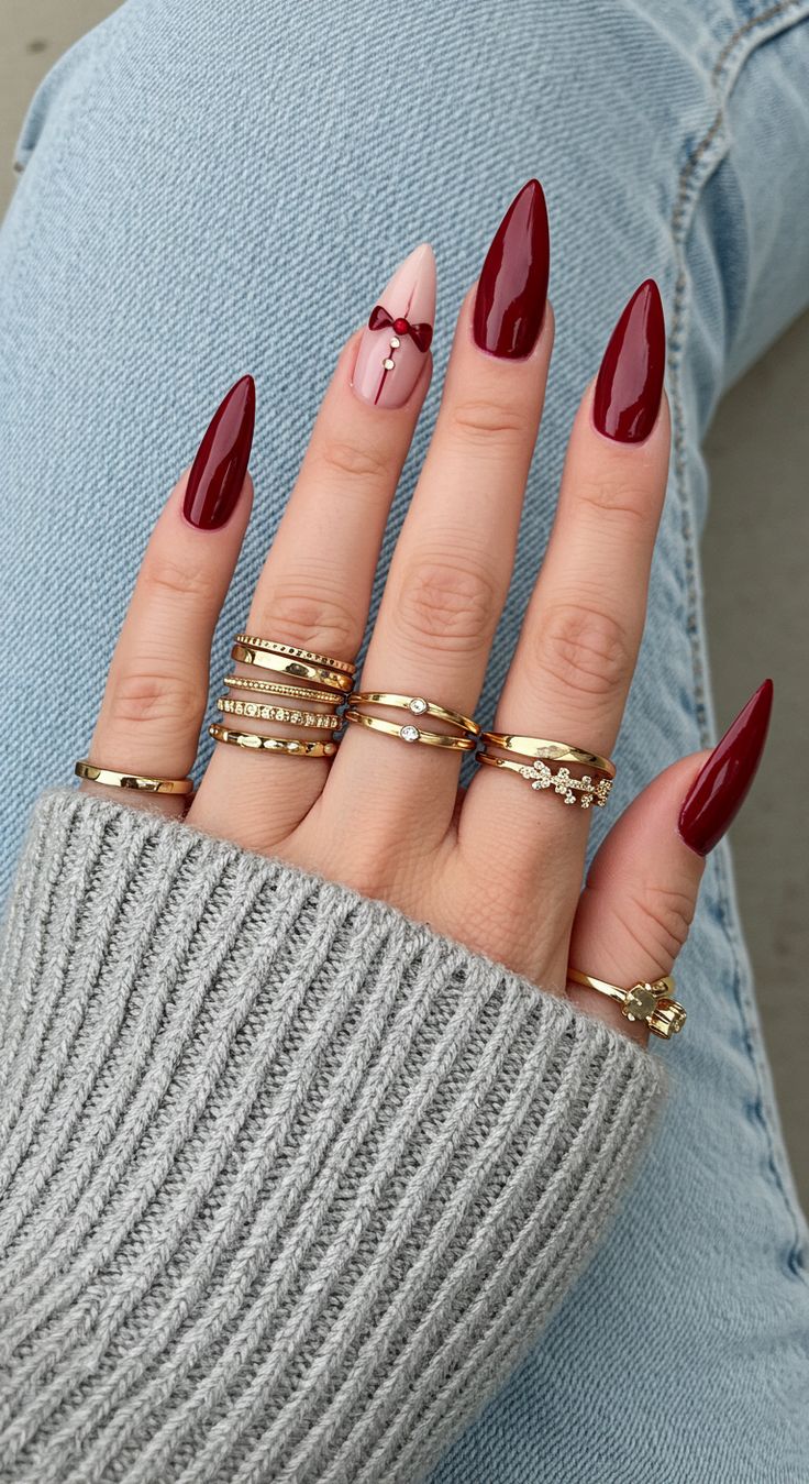 κόκκινα-νύχια-με-φιογκάκια- κόκκινα-νύχια-με-φιογκάκια-