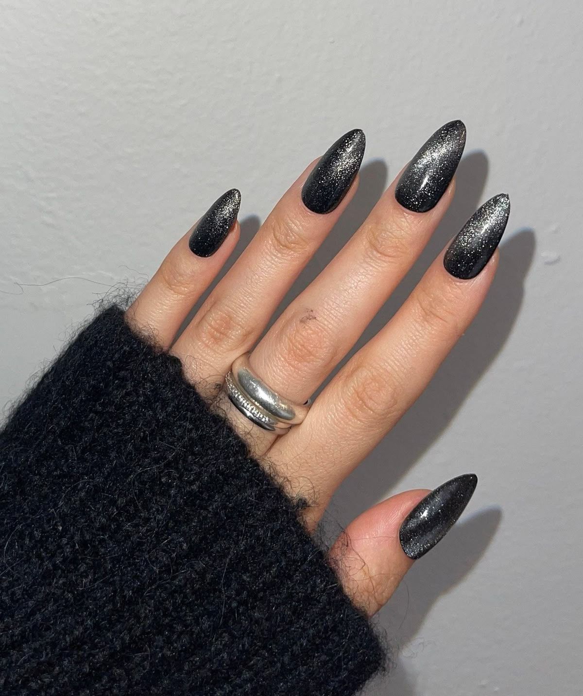 μαύρα-velvet nails- μαύρα-velvet nails-