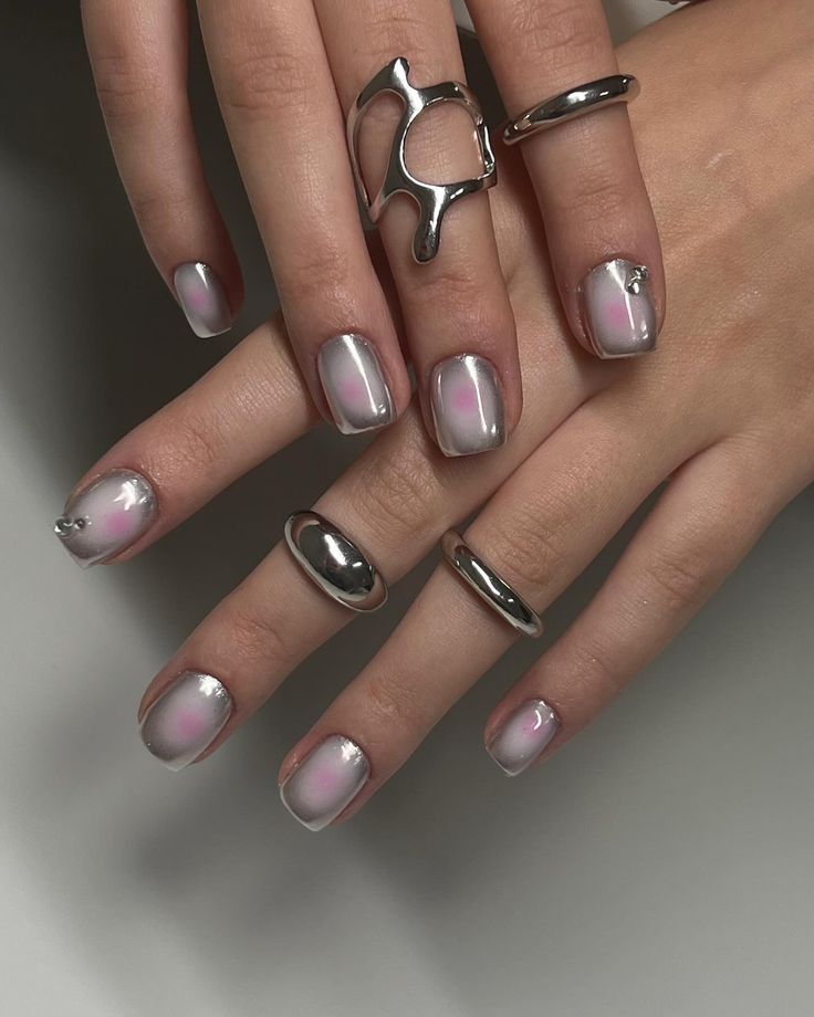 φυσικά-νύχια-σε-μεταλλικά-χρώματα-