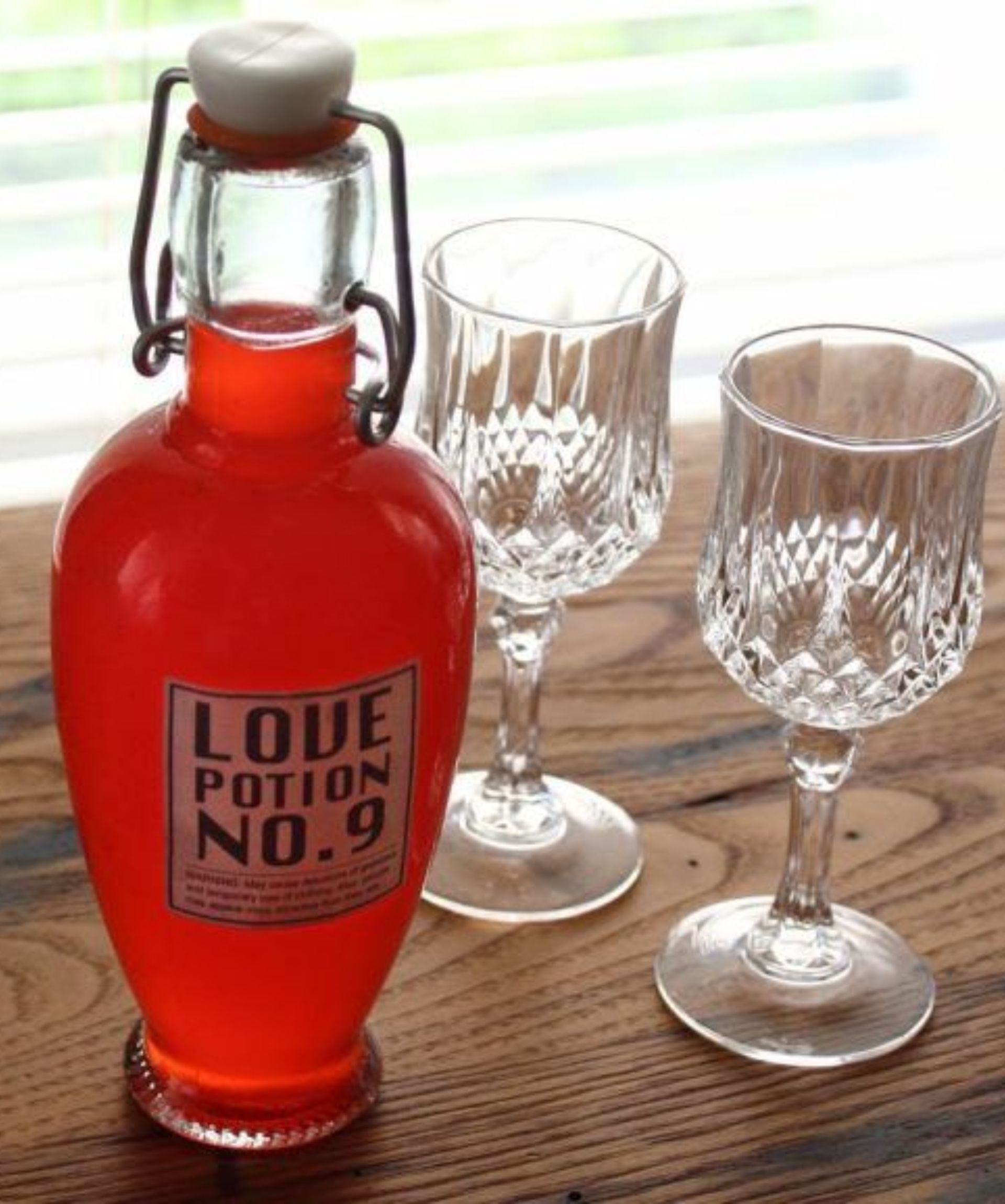 λικέρ-κανέλα- λικέρ-κανέλα-