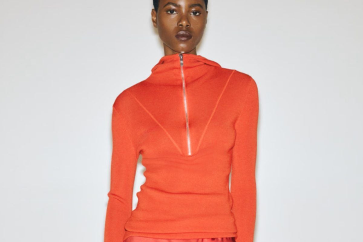 κόκκινη-αθλητική-ζακέτα-