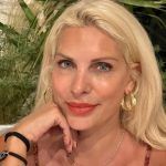 Πολύ δύσκολες ώρες για την Ελένη Μενεγάκη: Το σοβαρό πρόβλημα υγείας που την έχει τσακίσει