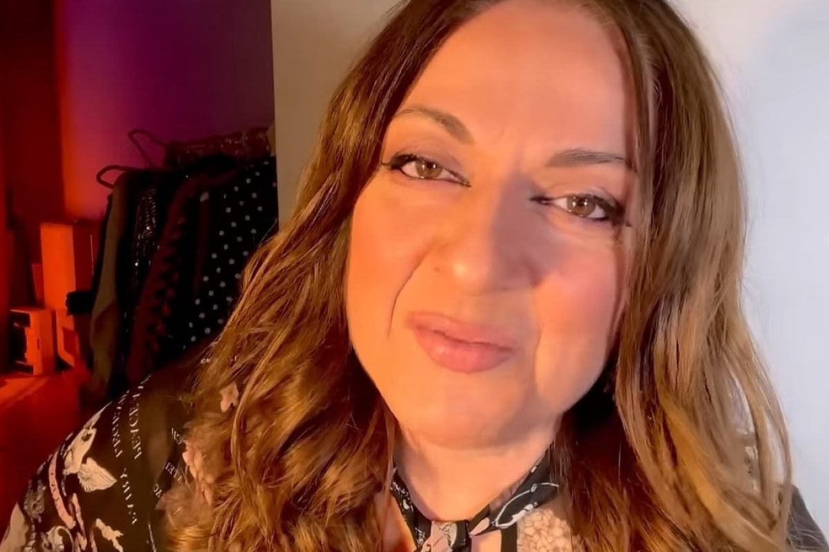 Σοφία Μουτίδου: «Είχα την τύχη να μην είναι σεξουαλικά ποθητή κι είναι κάτι που το διαχειρίζομαι με τον ψυχολόγο μου»