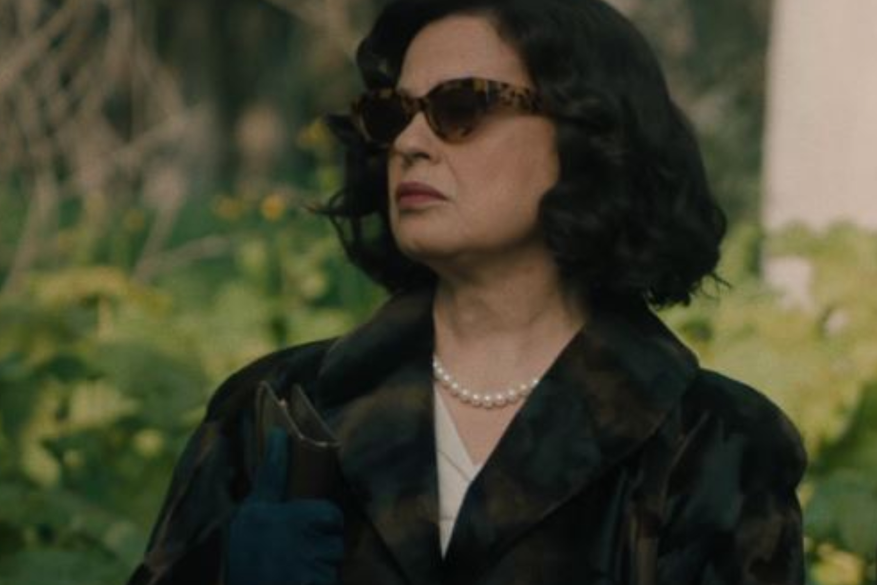 Το Σπίτι δίπλα στο ποτάμι-Ευανθία- Το Σπίτι δίπλα στο ποτάμι-Ευανθία-