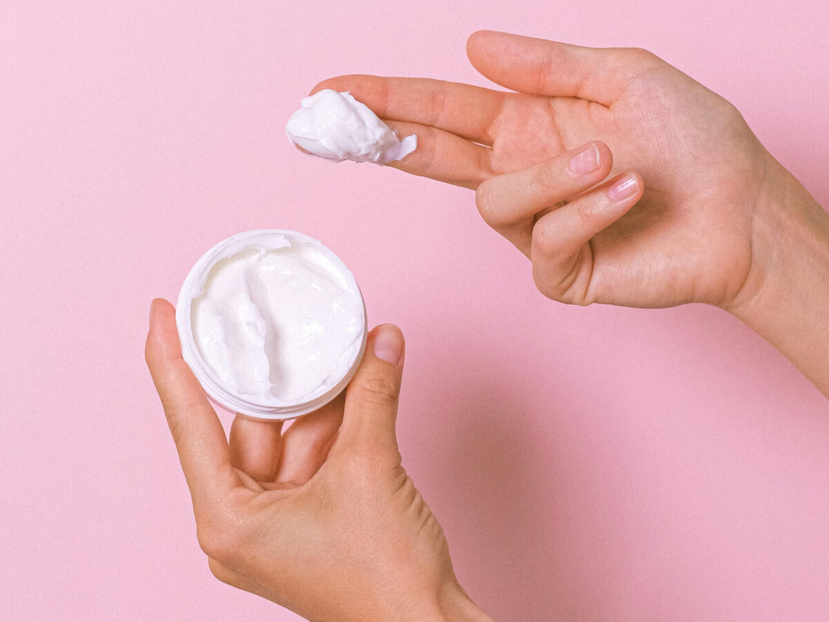 Συναγερμός για πασίγνωστα καλλυντικά της L'OREAL : Ανακαλούνται άμεσα λόγω επικίνδυνων χημικών