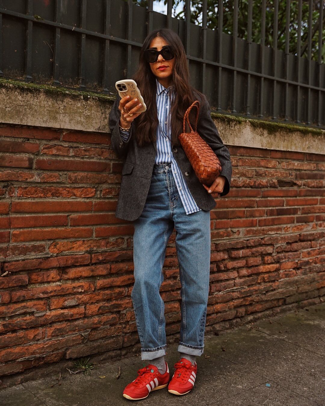 κόκκινα-retro sneakers-ιδέες-