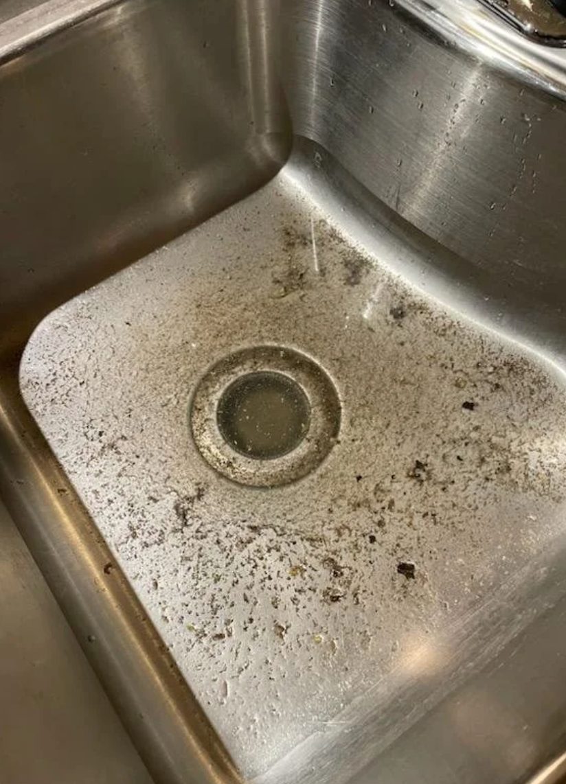 πλημμυρισμένος-νεροχύτης-