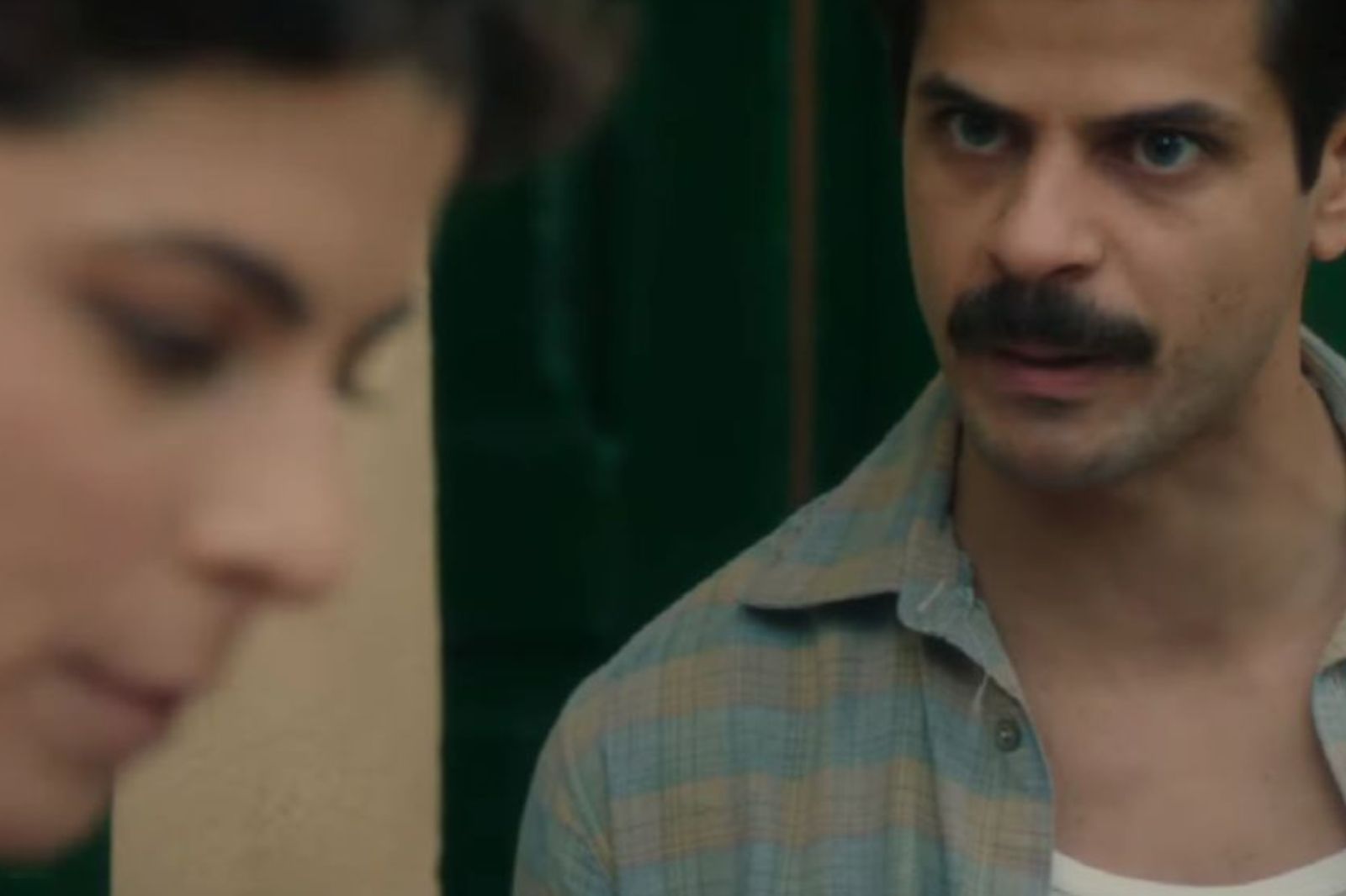 Το σπίτι δίπλα στο ποτάμι-Σταύρος Το σπίτι δίπλα στο ποτάμι-Σταύρος