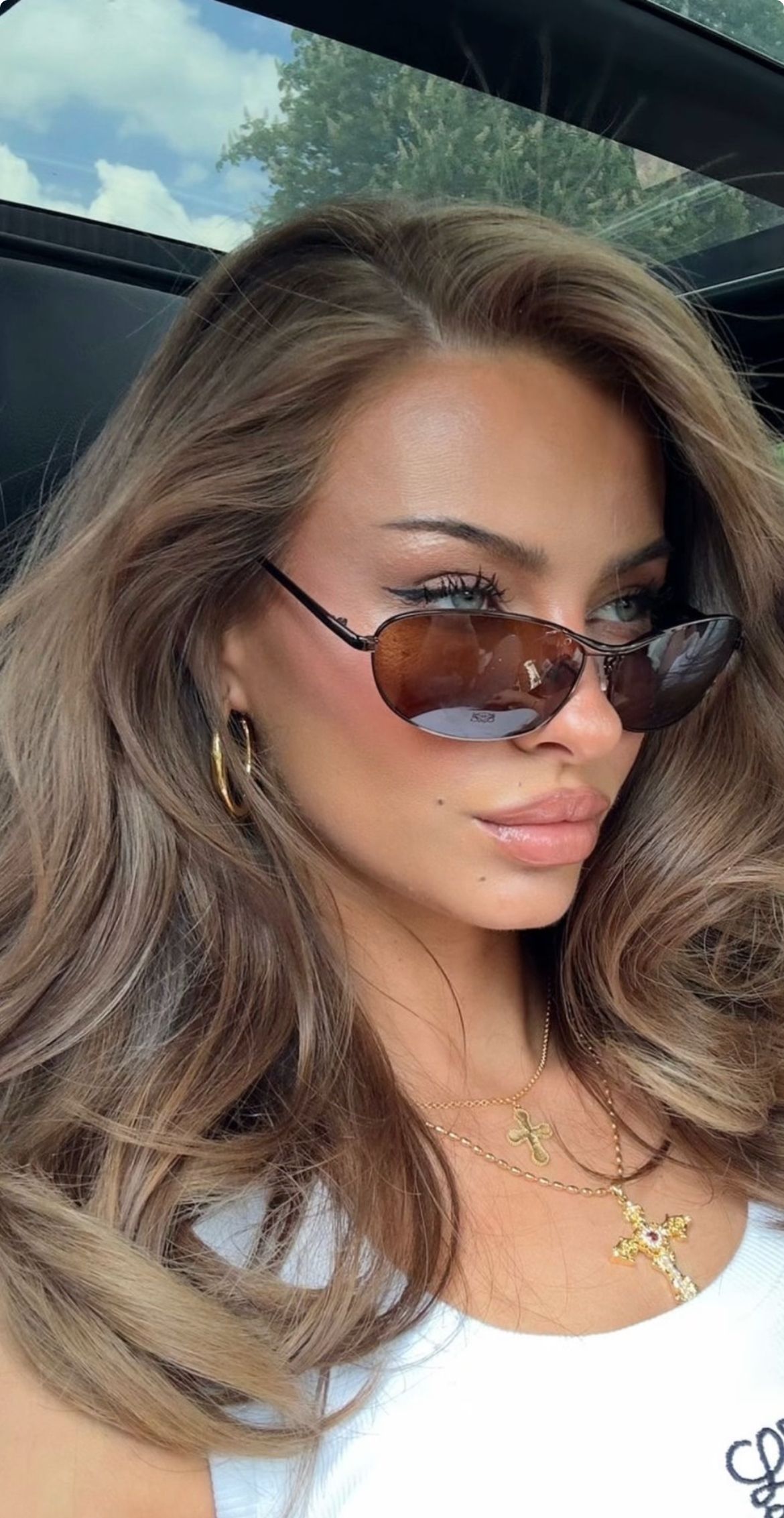 bronde-μαλλιά-με-όγκο-