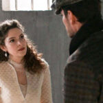 Grand hotel: Εξομολογείται τον έρωτα της και ντροπιασμένη το σκάει