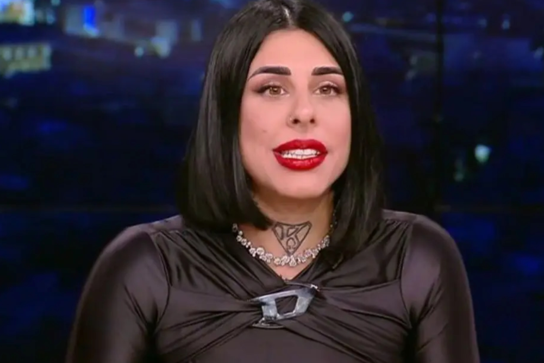 Super Κική: «Οι γονείς μου πρέπει να μου ζητήσουν συγγνώμη»