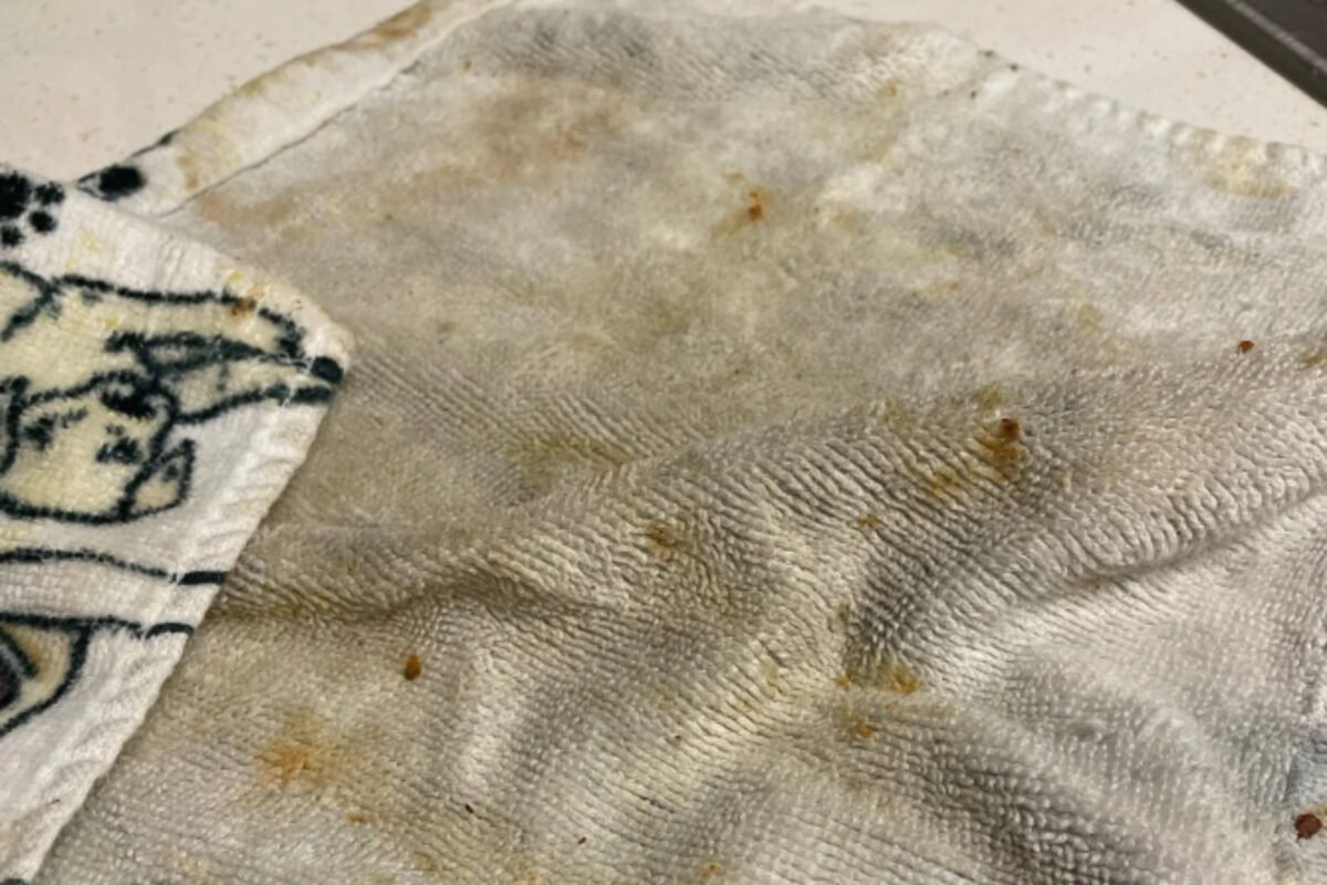 βρώμικη-πετσέτα-κουζίνας-