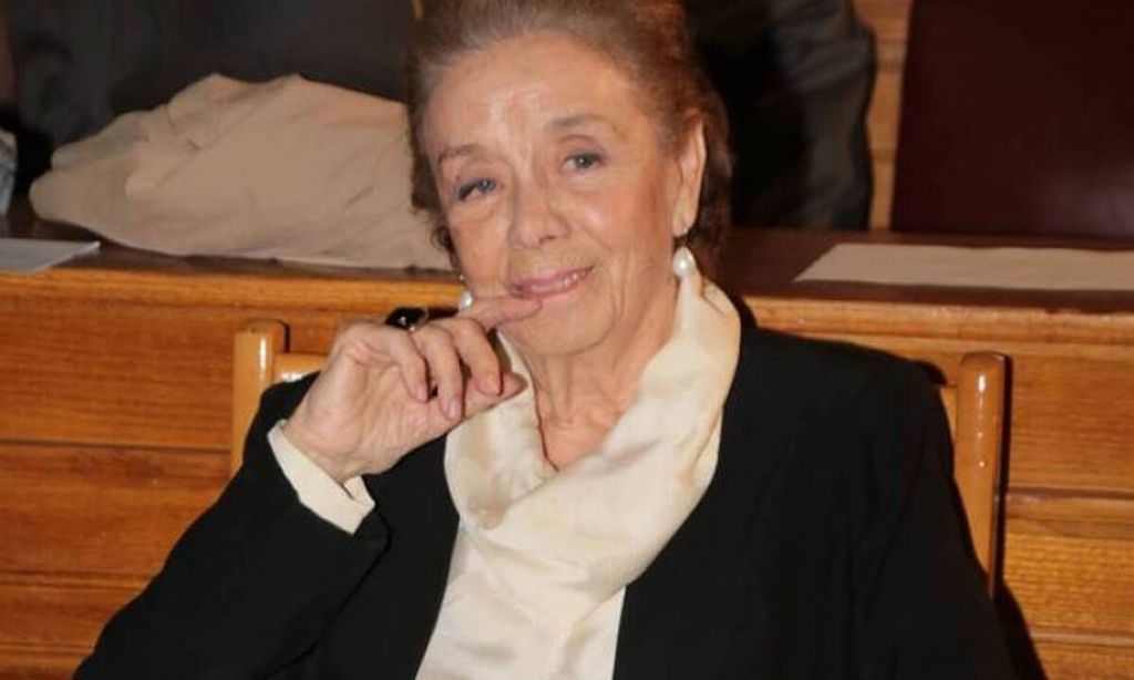 Αυτή είναι η μεγαλύτερη εν ζωή ελληνίδα ηθοποιός μετά τον θάνατο της Ζαρόκωστα και όχι δεν είναι η Σαπουντζάκη ή η Κοντού