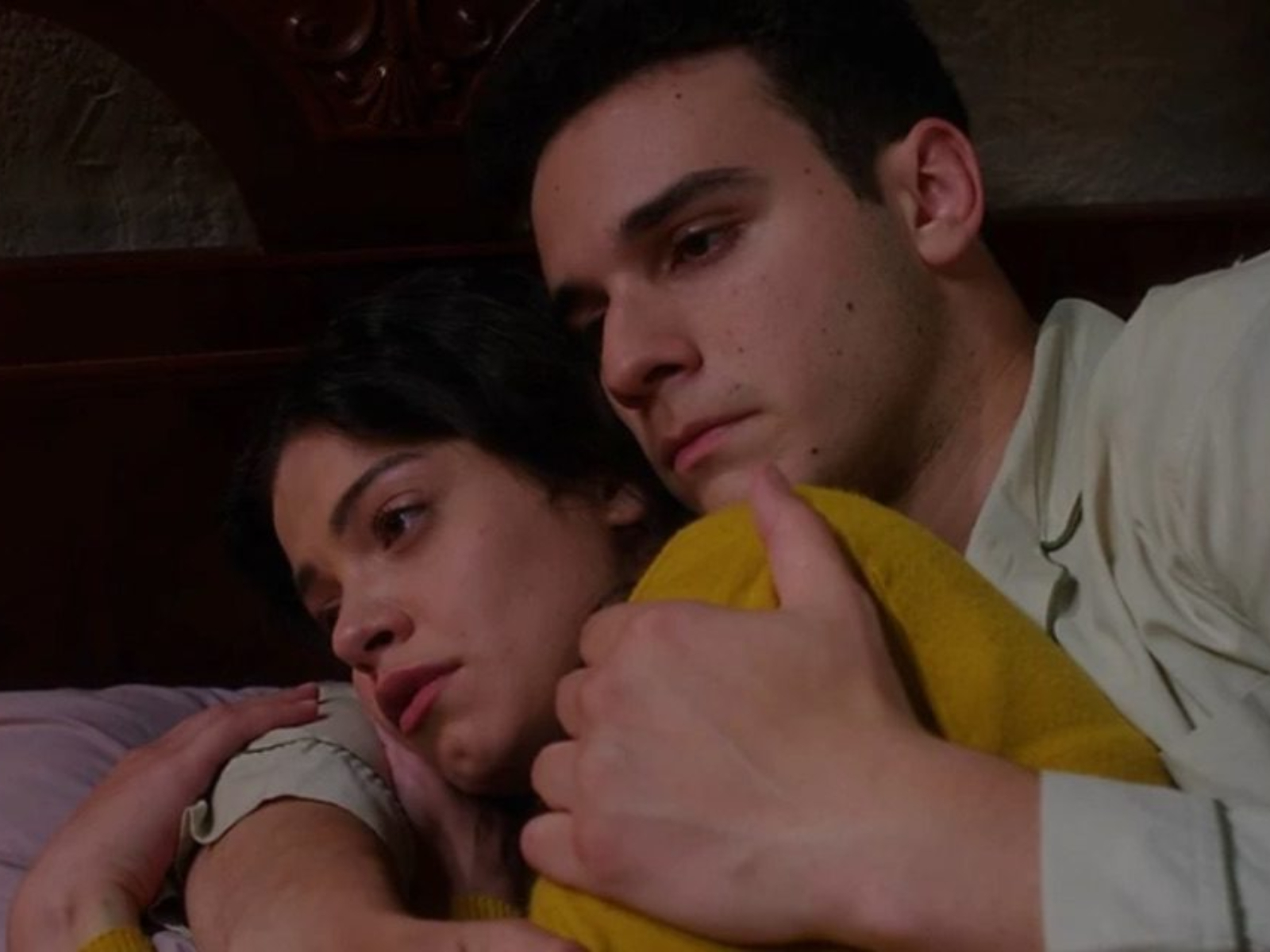 Άγιος έρωτας: Χωρισμός βόμβα για Δώρα και Αργύρη - Τον παρατάει σύξυλο και τρέχει στον πρώην της