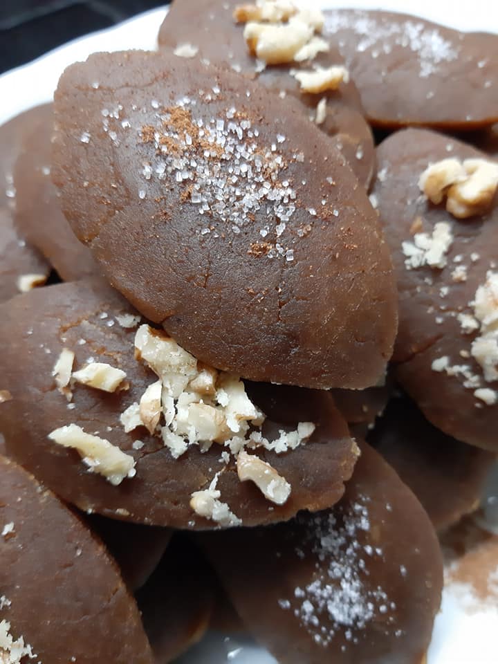 Χαλβάς από πετιμέζι για τη νηστεία