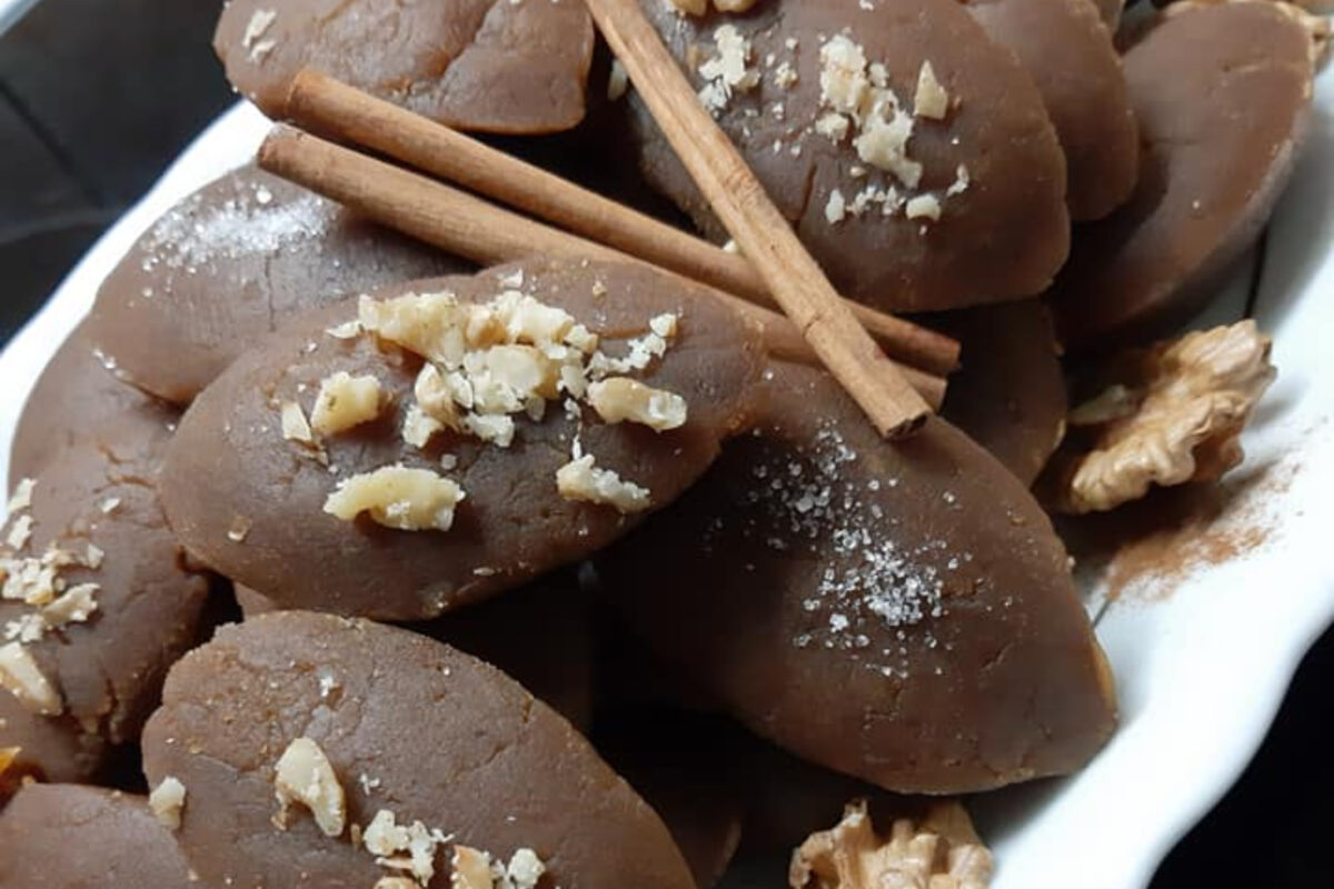 Χαλβάς από πετιμέζι για τη νηστεία