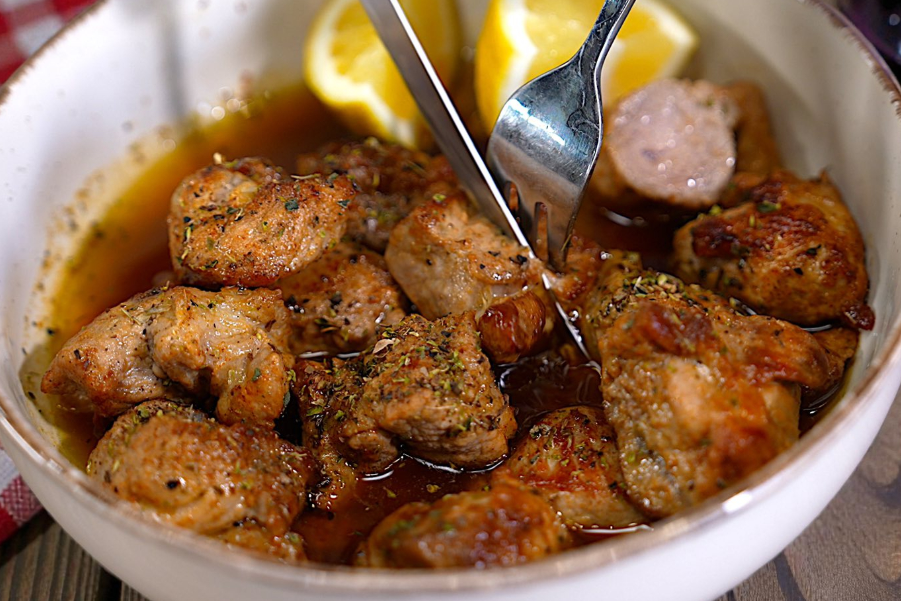 Χοιρινή τηγανιά με την αυθεντική συνταγή της ταβέρνας