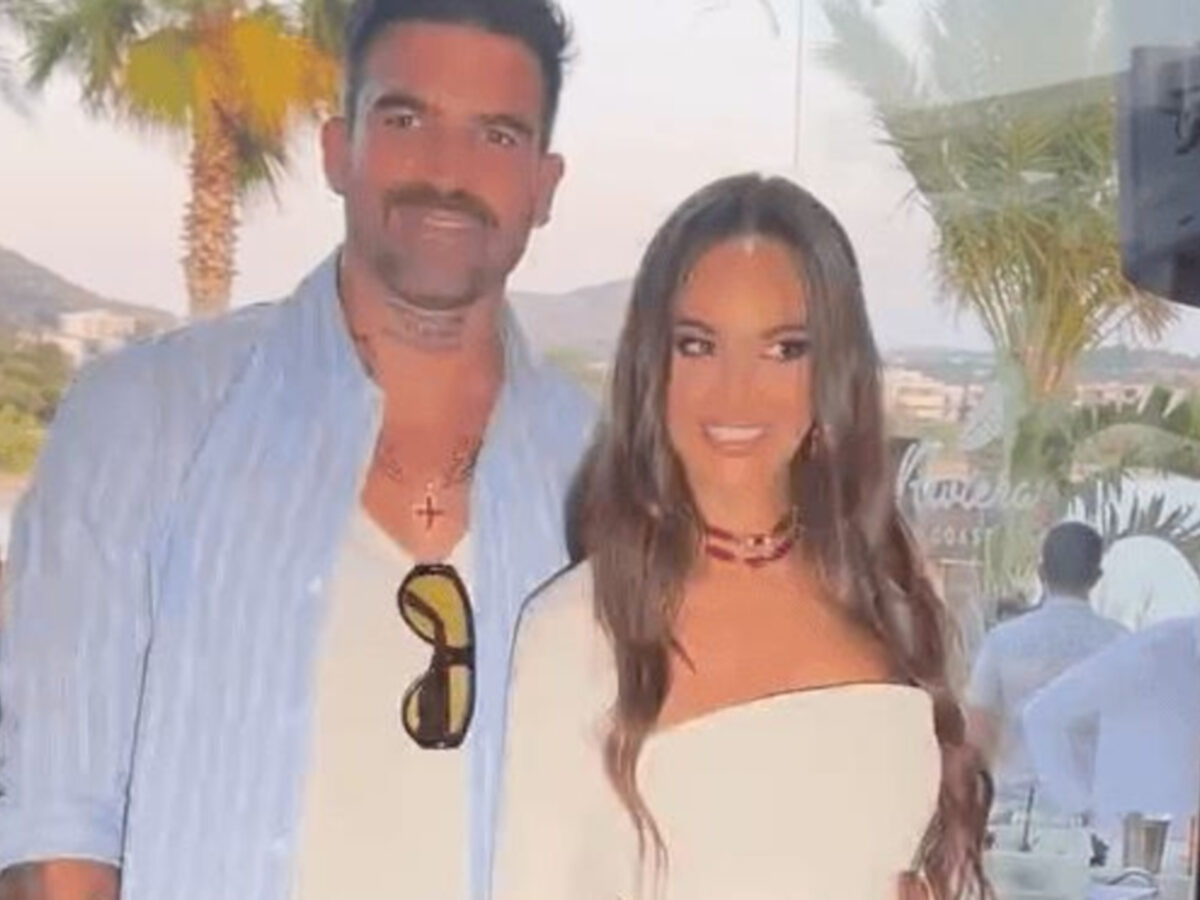 Εκδηλωτικός ο Δημήτρη Αλεξάνδρου: Τα σχόλια αγάπης στην Ρία Ελληνίδου που τους πρόδωσαν