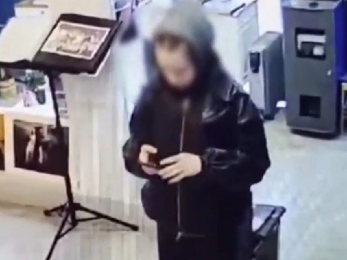 Εξαφάνιση Λόρας: Νέο βίντεο της 16χρονης στα χέρια των Αρχών -Βρίσκεται ακόμη στην Ελλάδα;