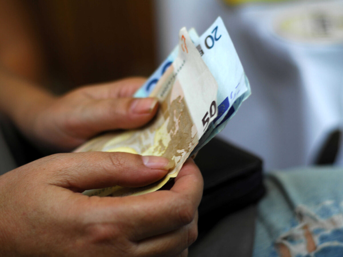 Επίδομα μετακόμησης 10.000 ευρώ: Αναλυτικά οι περιοχές του προγράμματος και οι δικαιούχοι