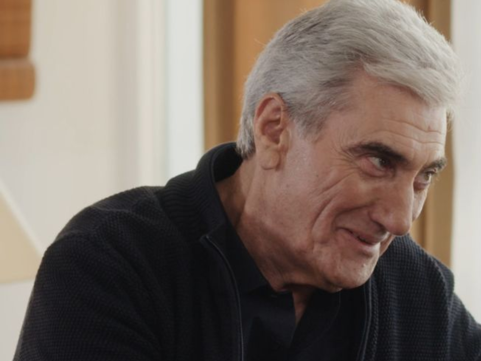 Η Γη της Ελιάς-Ορέστης Η Γη της Ελιάς-Ορέστης