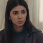 Η Γη της Ελιάς: Η Βασιλική χήρα ξανά - Βάφεται στα μαύρα