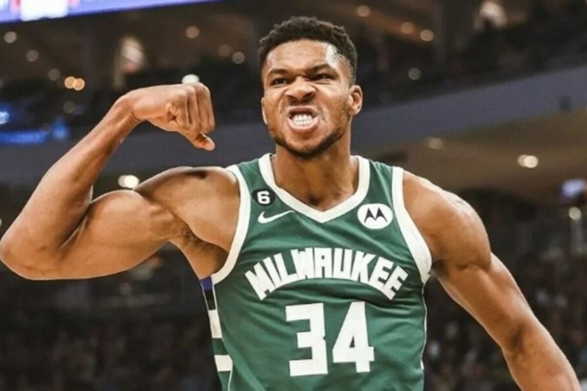 Ο Γιάννης Αντετοκούνμπο βάζει τα πράγματα στη θέση τους - «Δεν θα ζητήσω ποτέ ανταλλαγή από τους Μπακς»