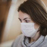 Γιατί αυξάνονται τα κρούσματα ιώσεων και γρίπης μετά τα Χριστούγεννα; - Όλοι οι τρόποι προφύλαξης