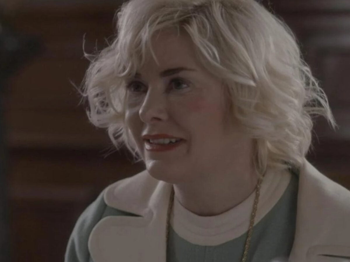 Ηλέκτρα: Ο Αλεβιζάτος πουλάει την Φιόνα και την κάνει τρελή