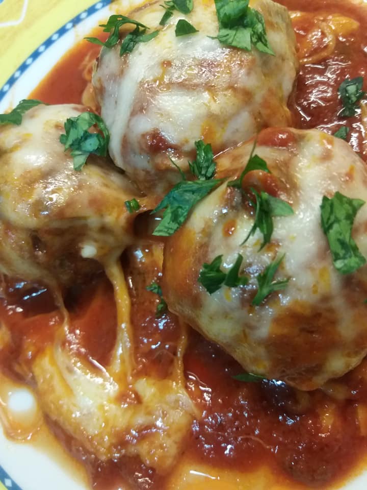 κεφτεδάκια-με-μοτσαρέλα-