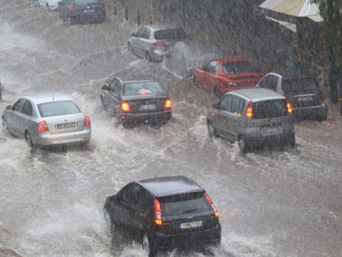 Καιρός Μαρουσάκης: Έρχεται νέο κύμα κακοκαιρίας με ισχυρές καταιγίδες - Οι περιοχές που κινδυνεύουν