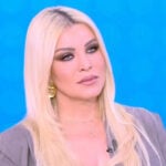 Η Κατερίνα Καινούργιου αποχώρησε από το πλατό της εκπομπής με πόνους