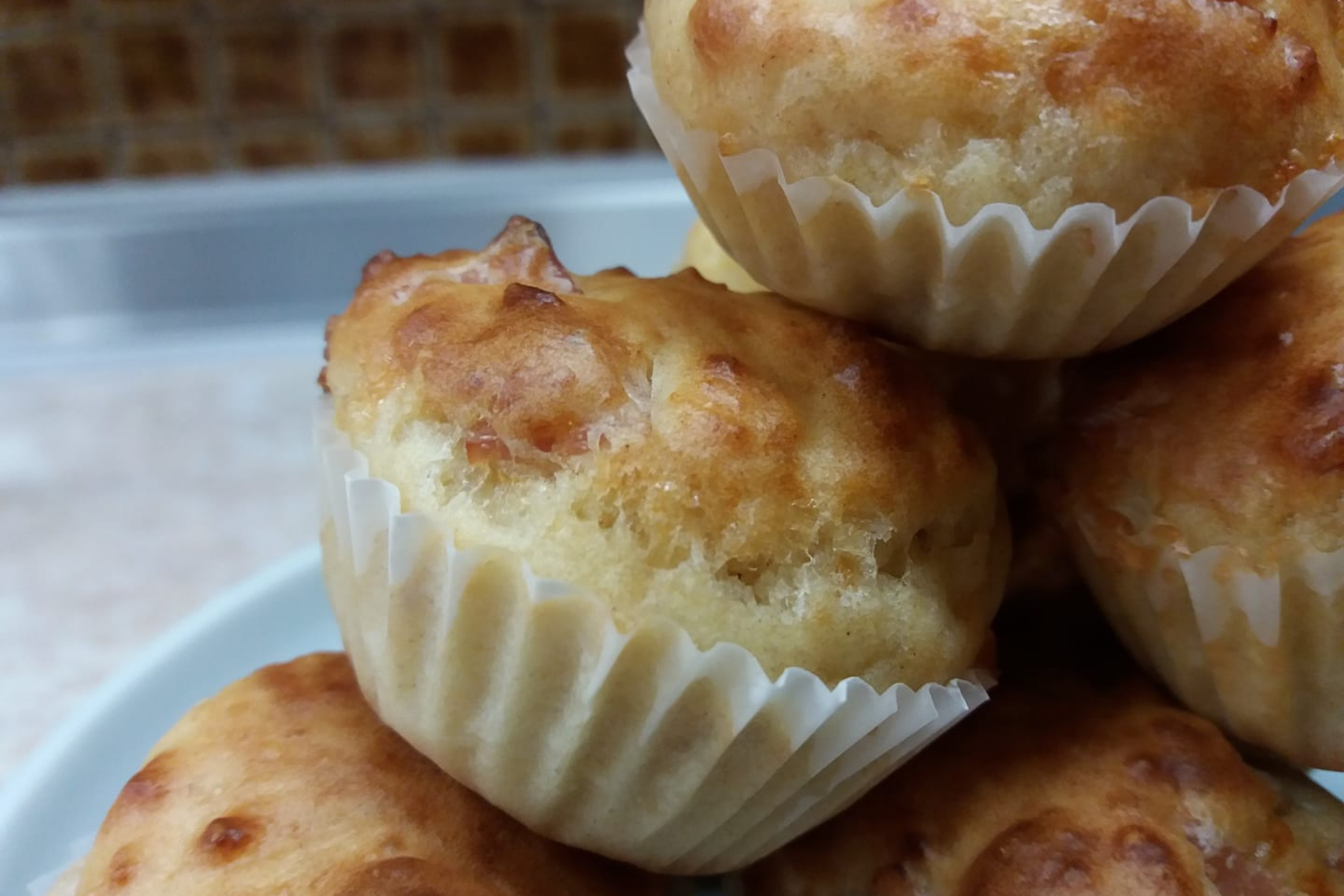 Λαχταριστά αλμυρά muffins με μπέικον