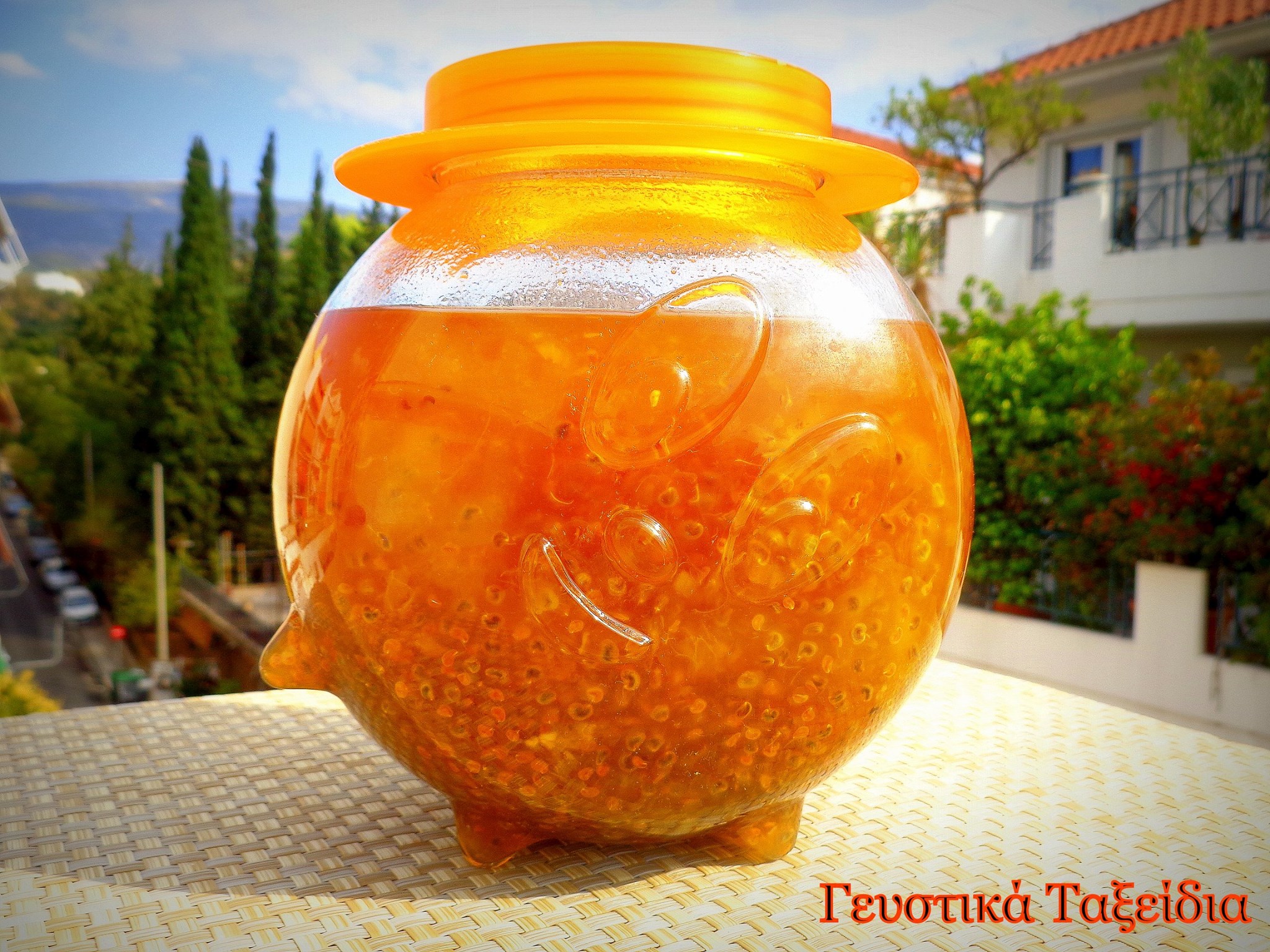 λικέρ-στη-κανάτα-