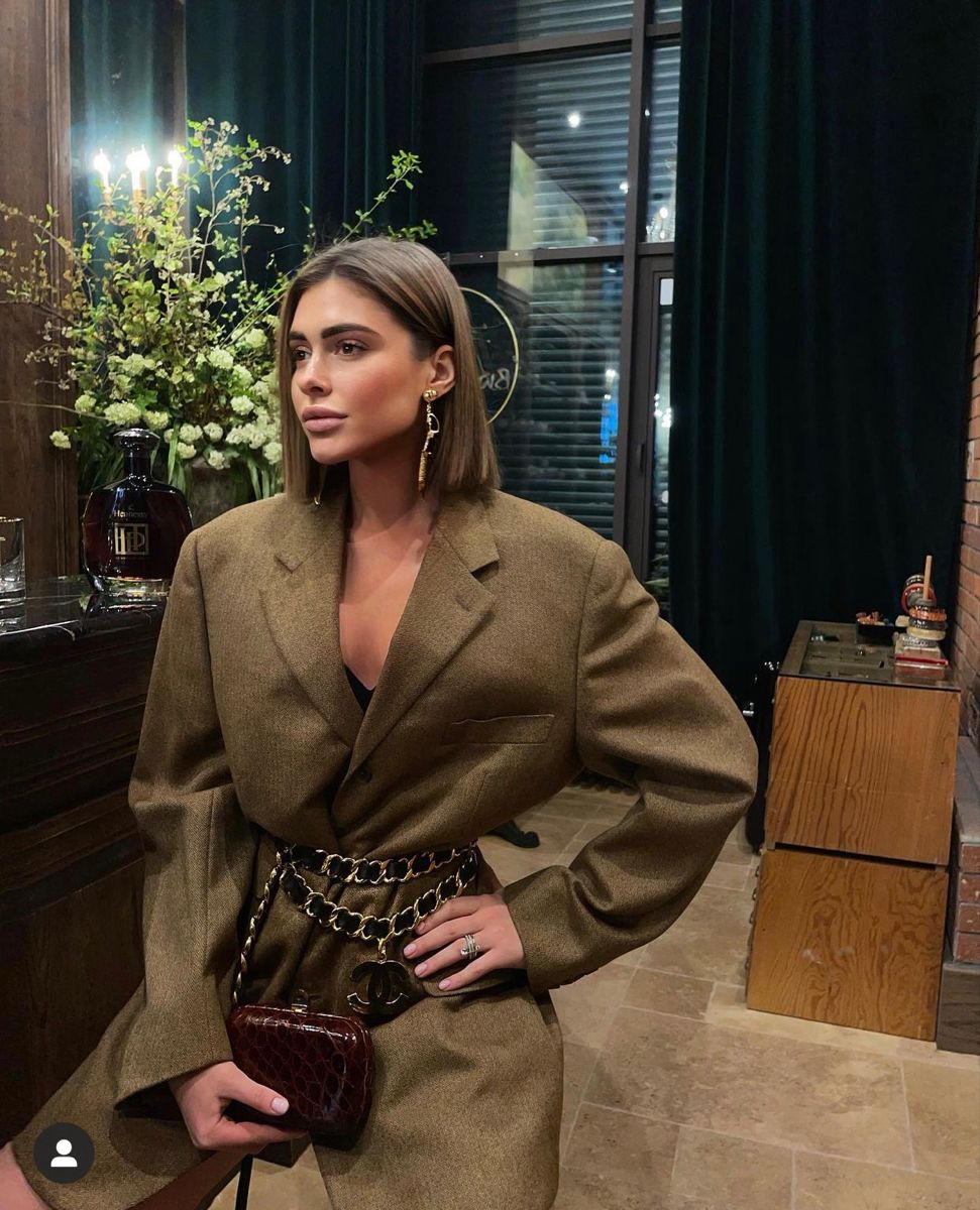 αυστηρό-καρέ-